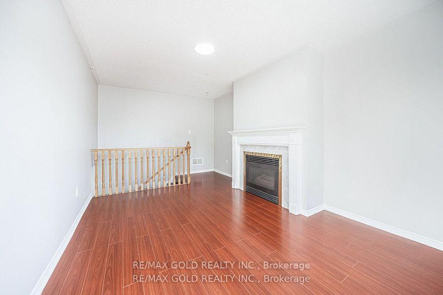 Photo 11 of 170 Desert Sand Drive, Brampton, Sandringham-Wellington — HOMEH