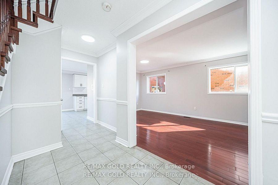 Photo 15 of 170 Desert Sand Drive, Brampton, Sandringham-Wellington — HOMEH