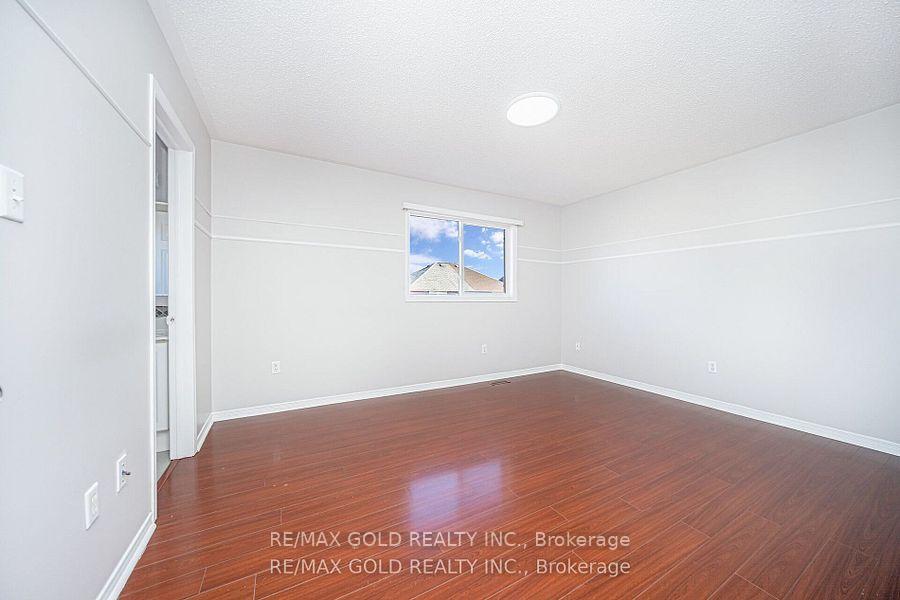 Photo 22 of 170 Desert Sand Drive, Brampton, Sandringham-Wellington — HOMEH