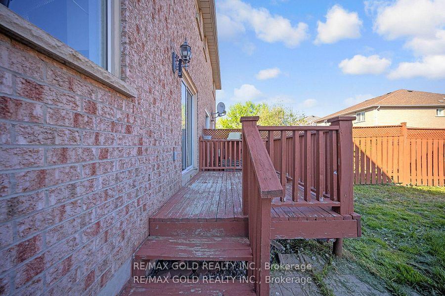 Photo 39 of 170 Desert Sand Drive, Brampton, Sandringham-Wellington — HOMEH