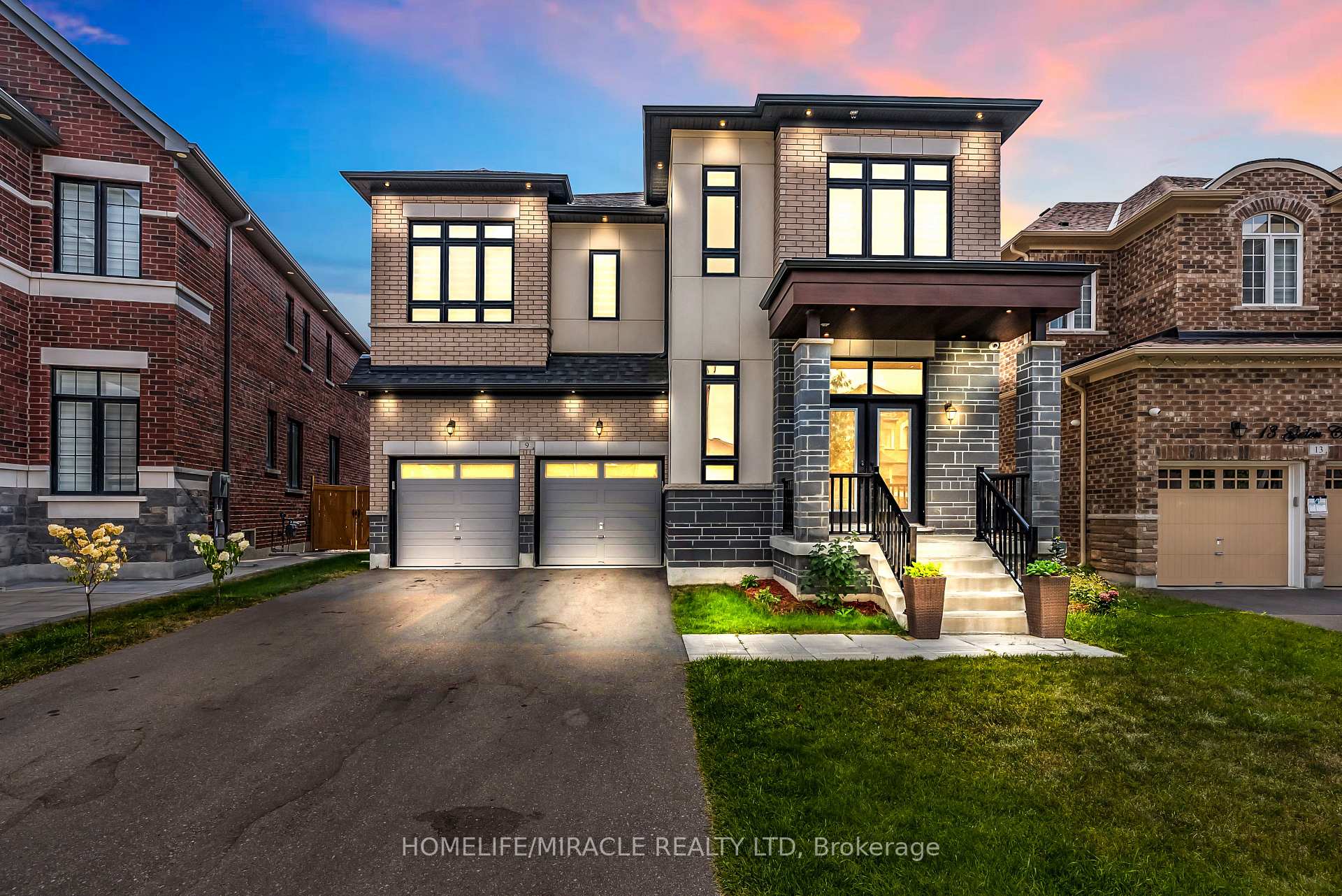 Photo 1 of 9 Galen Crescent, Vaughan, Kleinburg — HOMEH