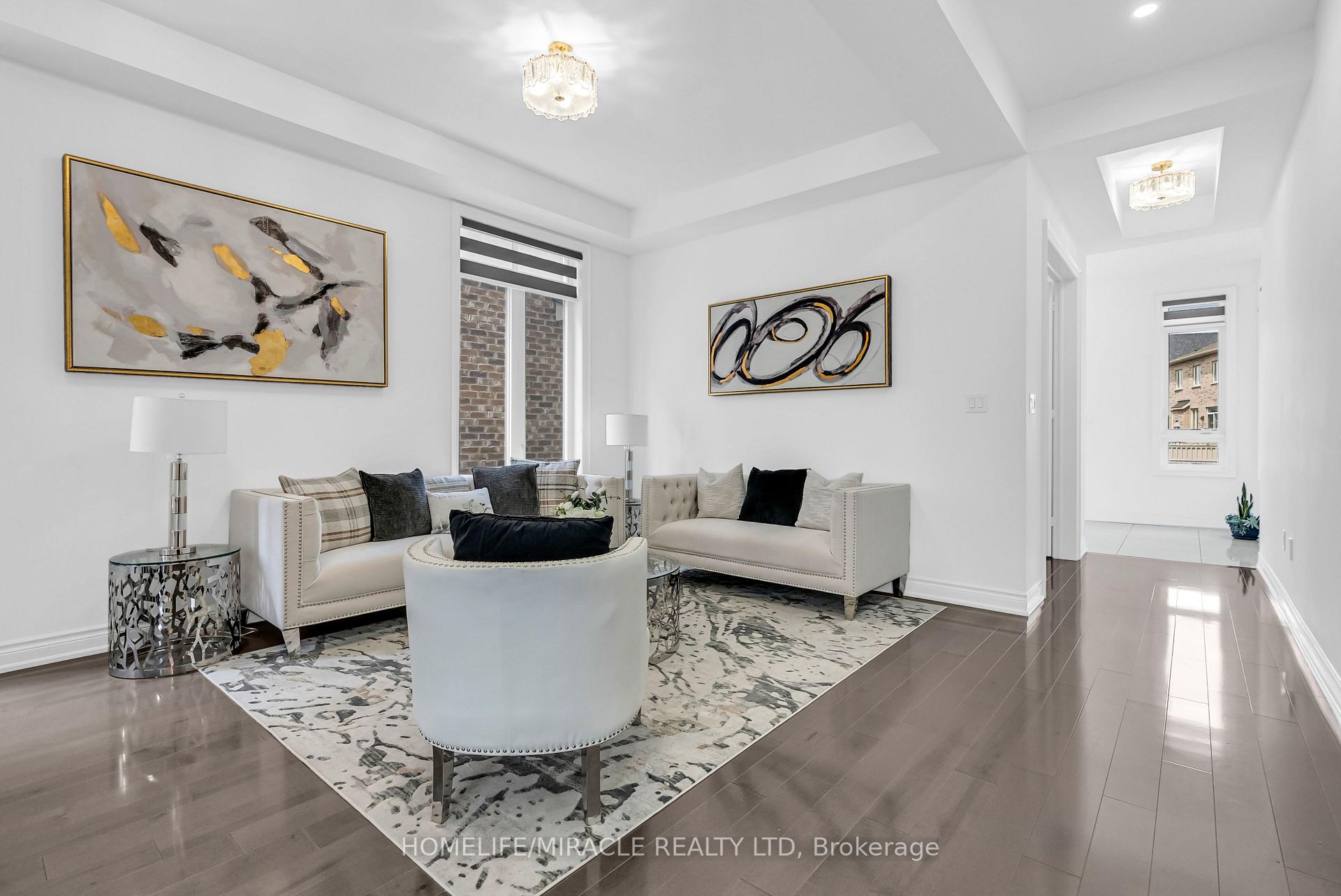 Photo 20 of 9 Galen Crescent, Vaughan, Kleinburg — HOMEH