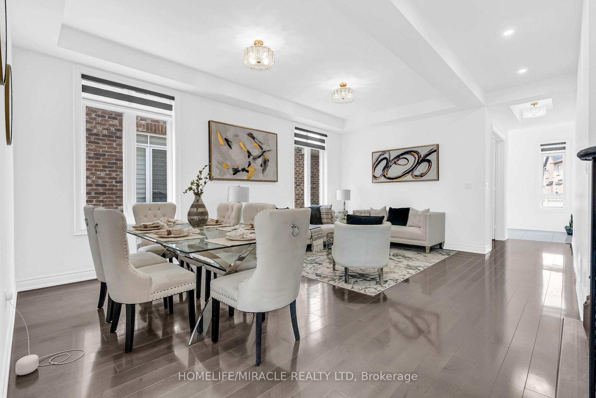 Photo 39 of 9 Galen Crescent, Vaughan, Kleinburg — HOMEH
