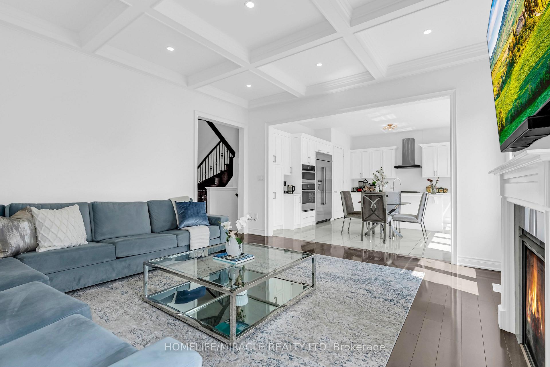 Photo 27 of 9 Galen Crescent, Vaughan, Kleinburg — HOMEH