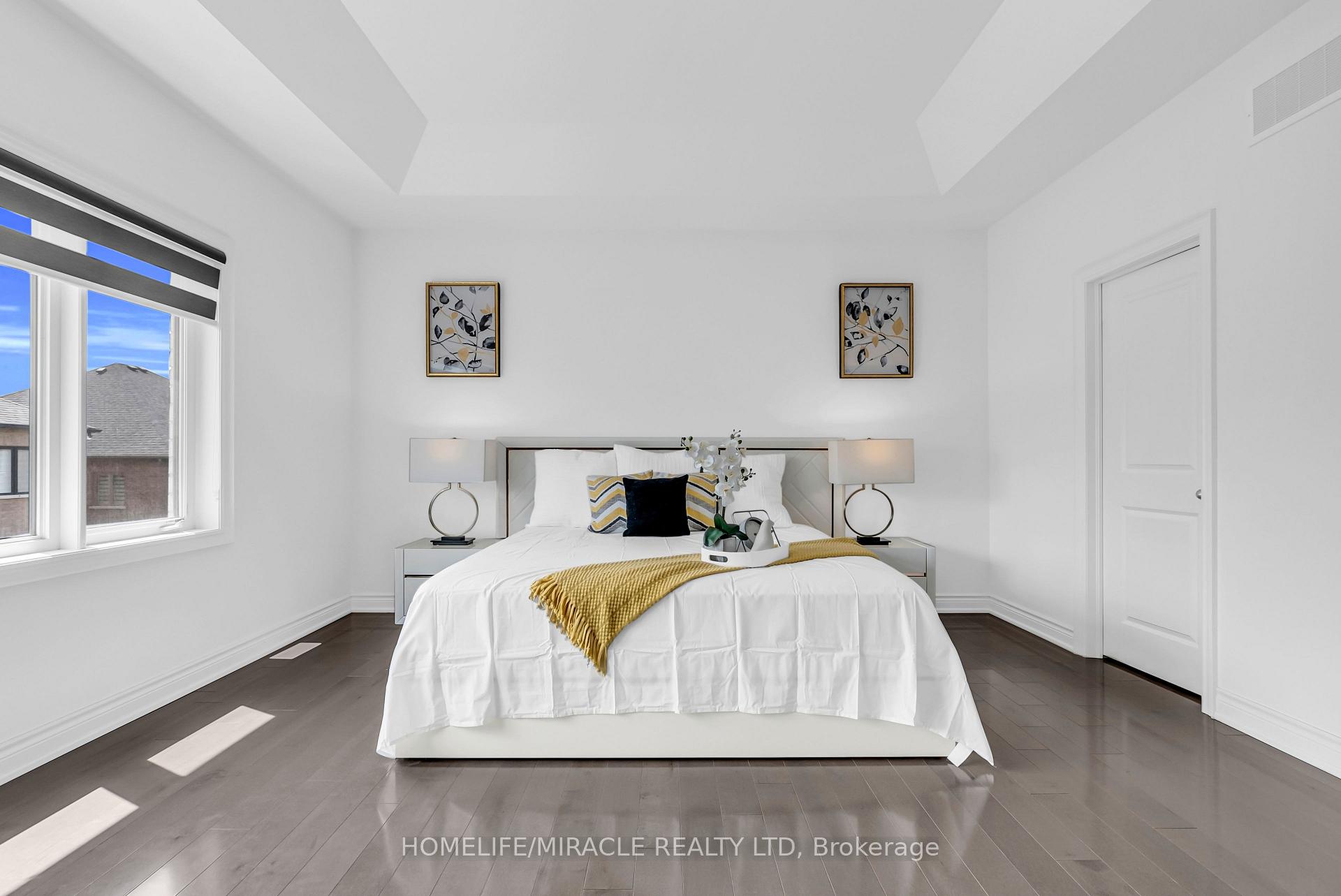 Photo 9 of 9 Galen Crescent, Vaughan, Kleinburg — HOMEH