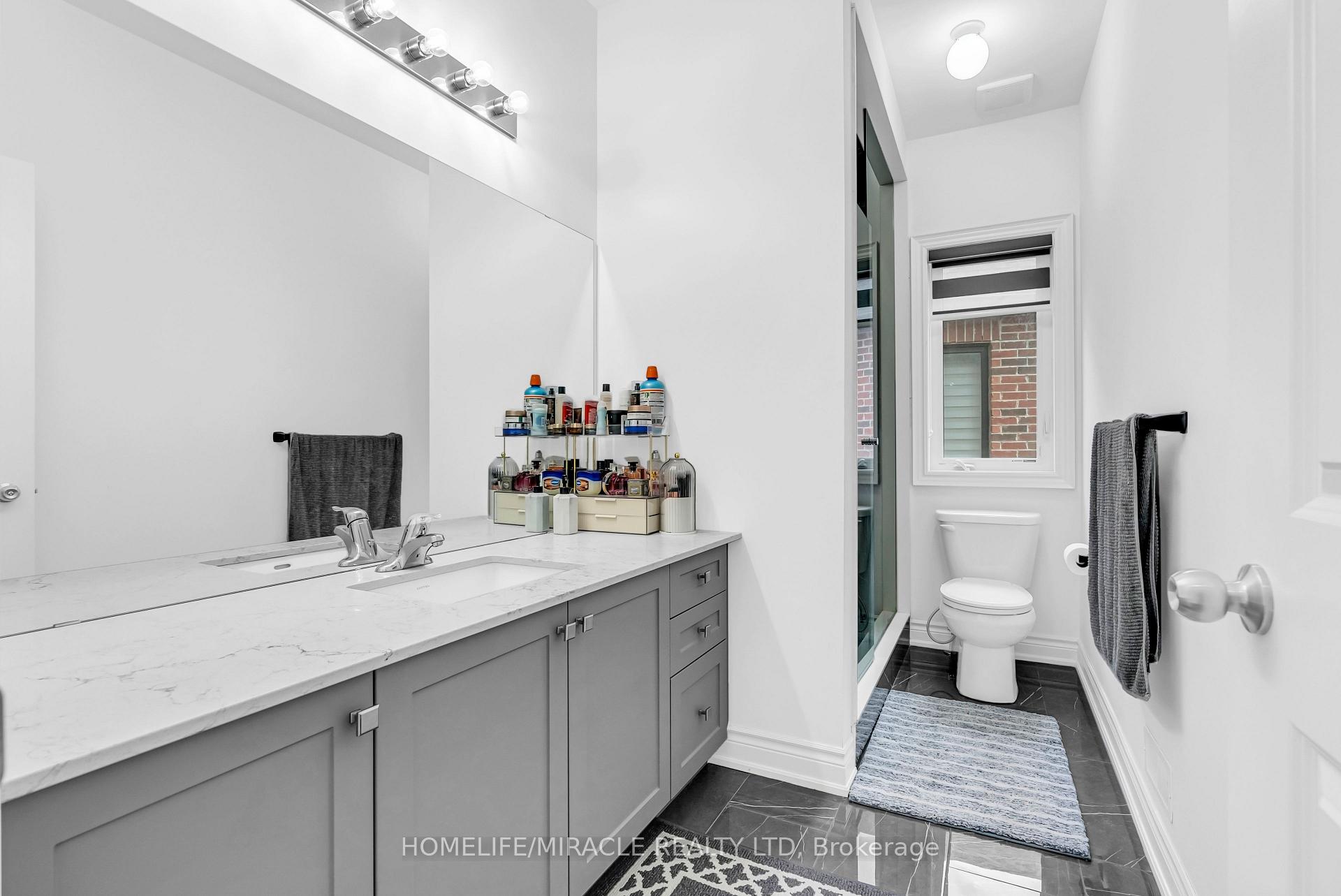 Photo 33 of 9 Galen Crescent, Vaughan, Kleinburg — HOMEH