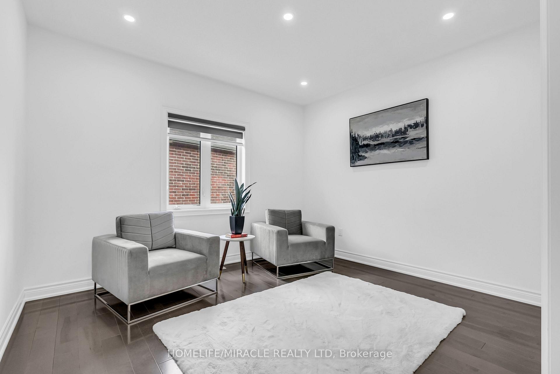 Photo 35 of 9 Galen Crescent, Vaughan, Kleinburg — HOMEH