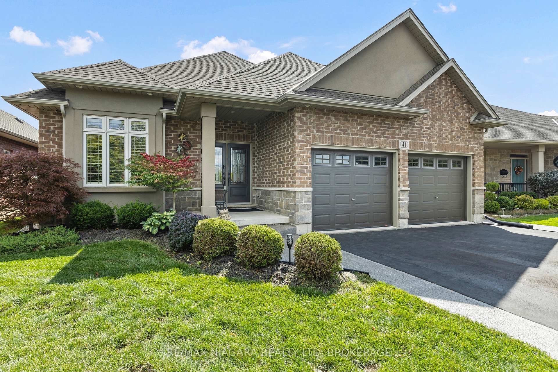 Photo 8 of 41 Creekside Drive, Welland, Coyle Creek — HOMEH