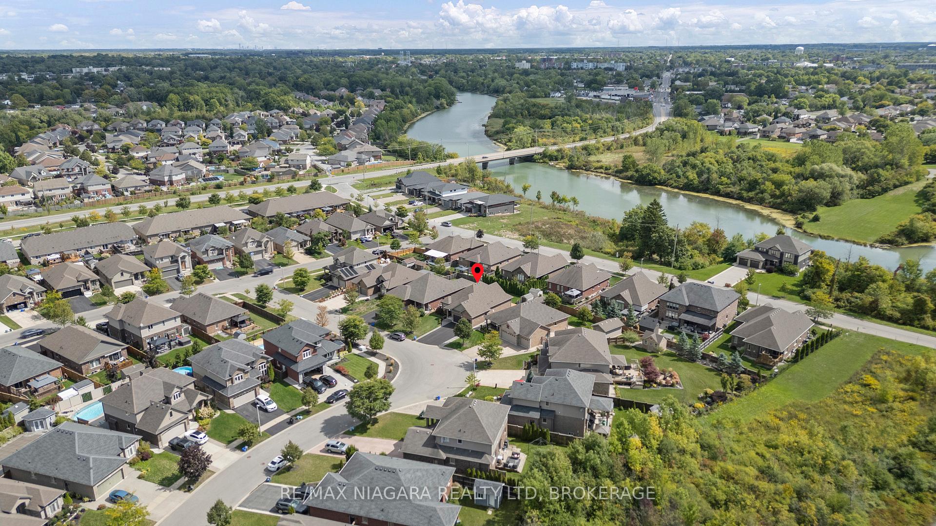 Photo 41 of 41 Creekside Drive, Welland, Coyle Creek — HOMEH
