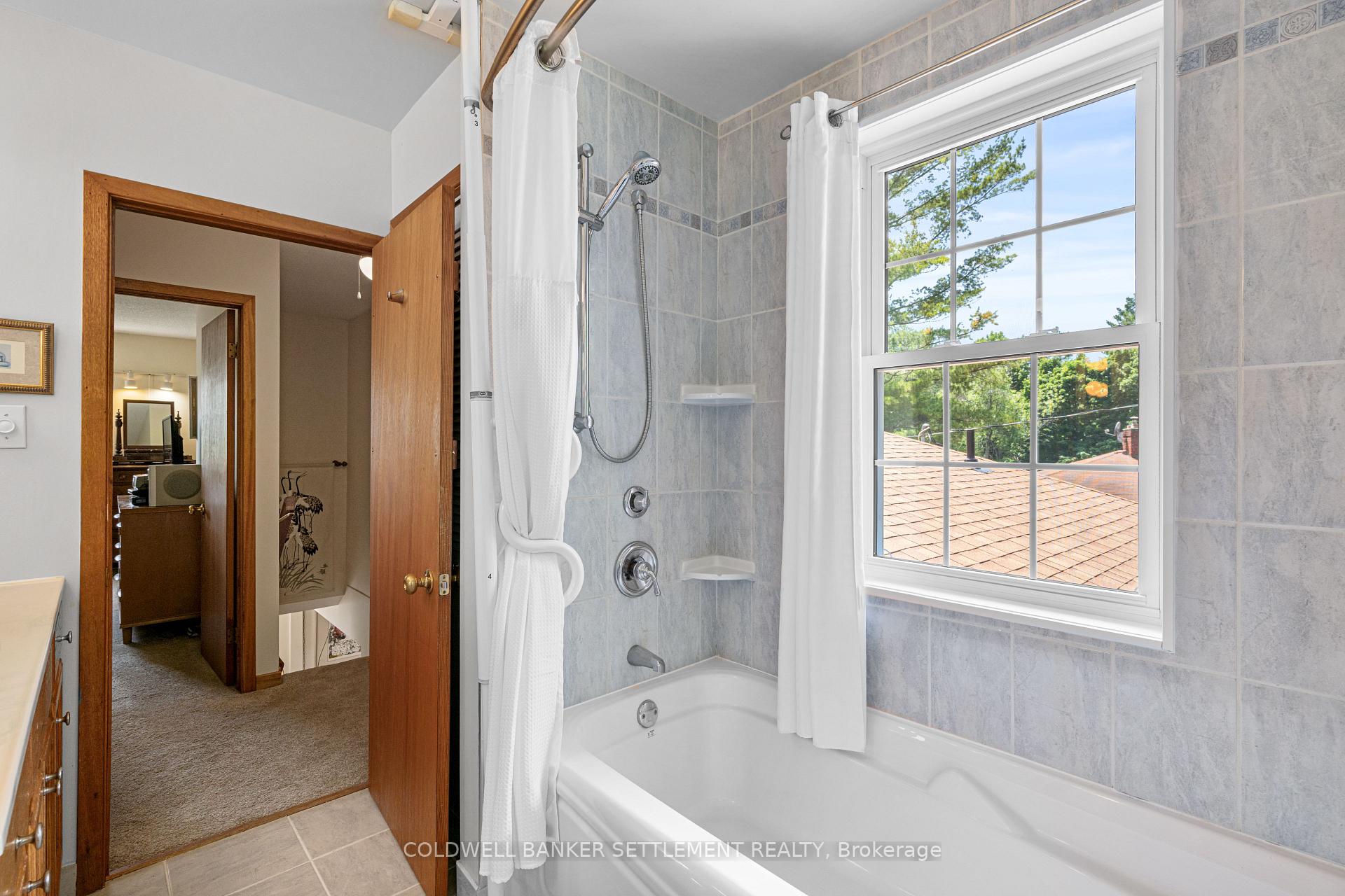 Photo 3 of 111 Loon Drive, Drummond/North Elmsley, Drummond/North Elmsley (North Elmsley) Twp — HOMEH