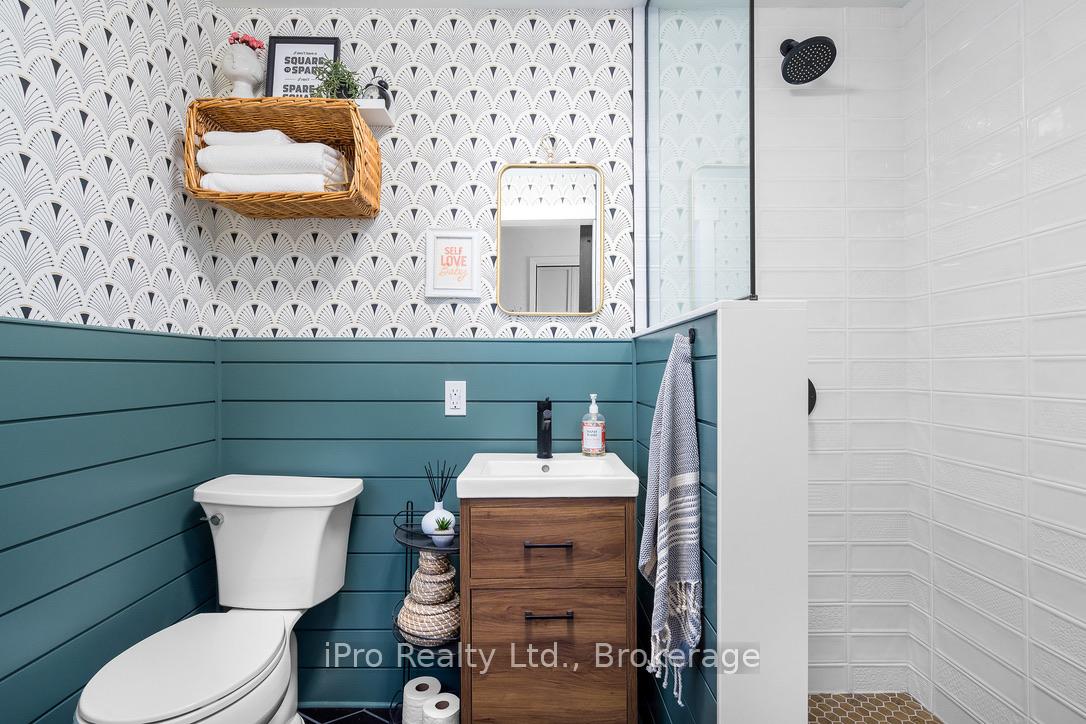 Photo 35 of 211 Dominion Drive, Clearview, Stayner — HOMEH
