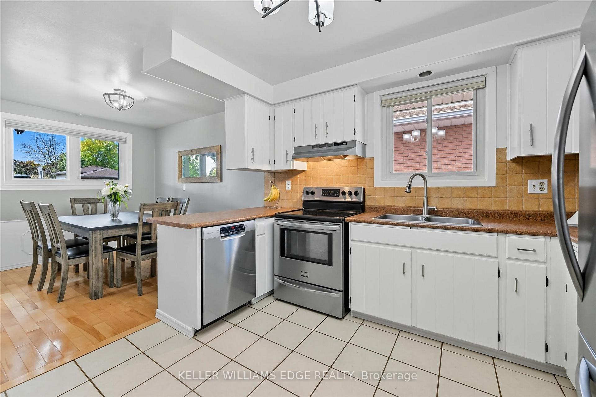 Photo 7 of 78 Gardiner Drive, Hamilton, Gilkson — HOMEH