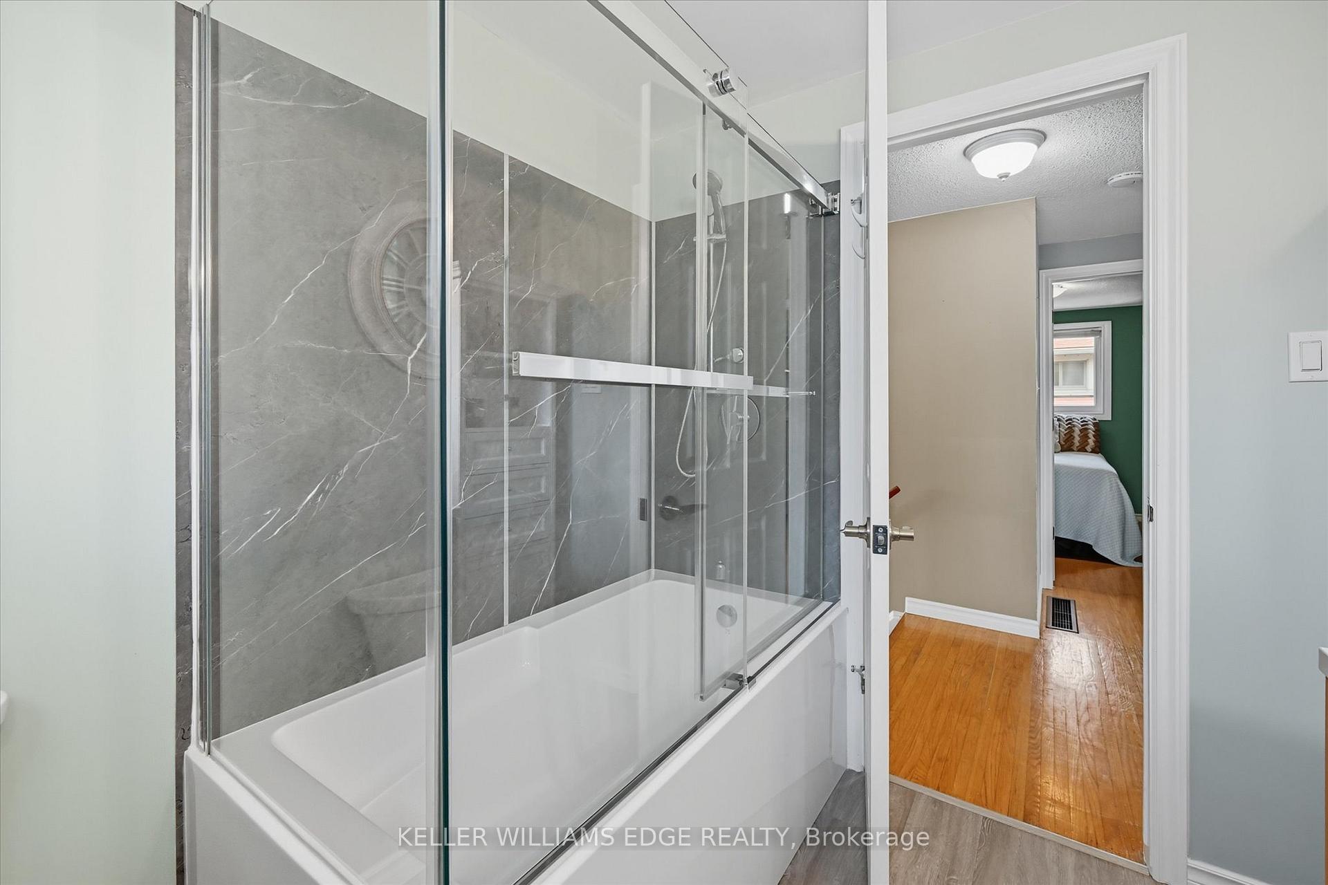 Photo 8 of 78 Gardiner Drive, Hamilton, Gilkson — HOMEH