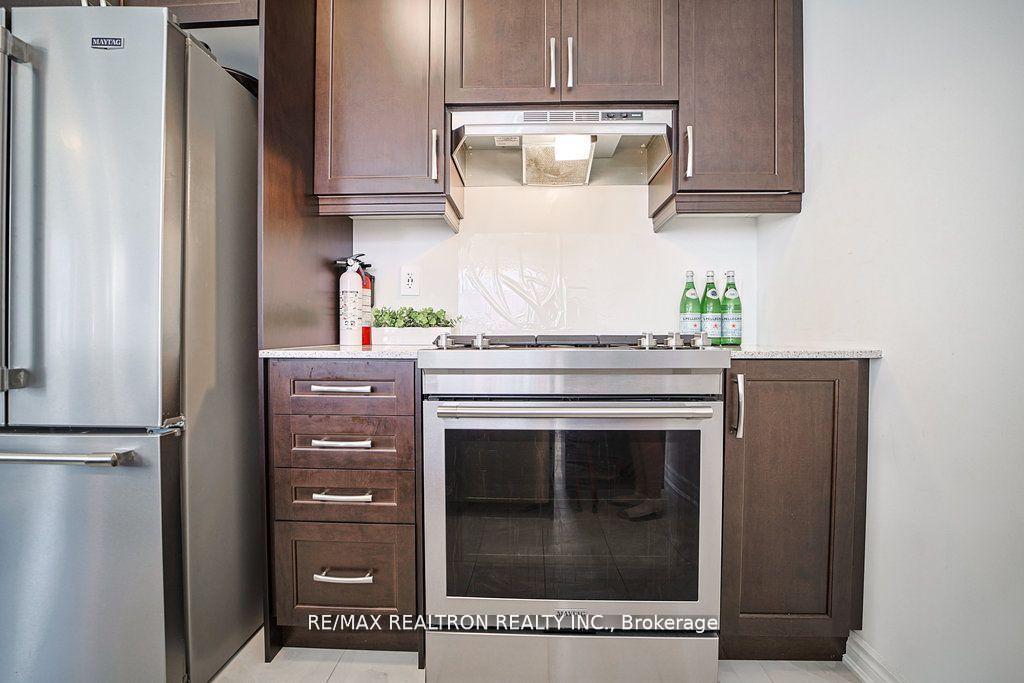 Photo 18 of 1859 Weeping Willow Lane, Pickering, Rural Pickering — HOMEH