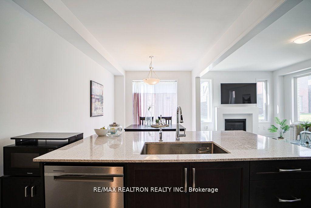 Photo 10 of 1859 Weeping Willow Lane, Pickering, Rural Pickering — HOMEH