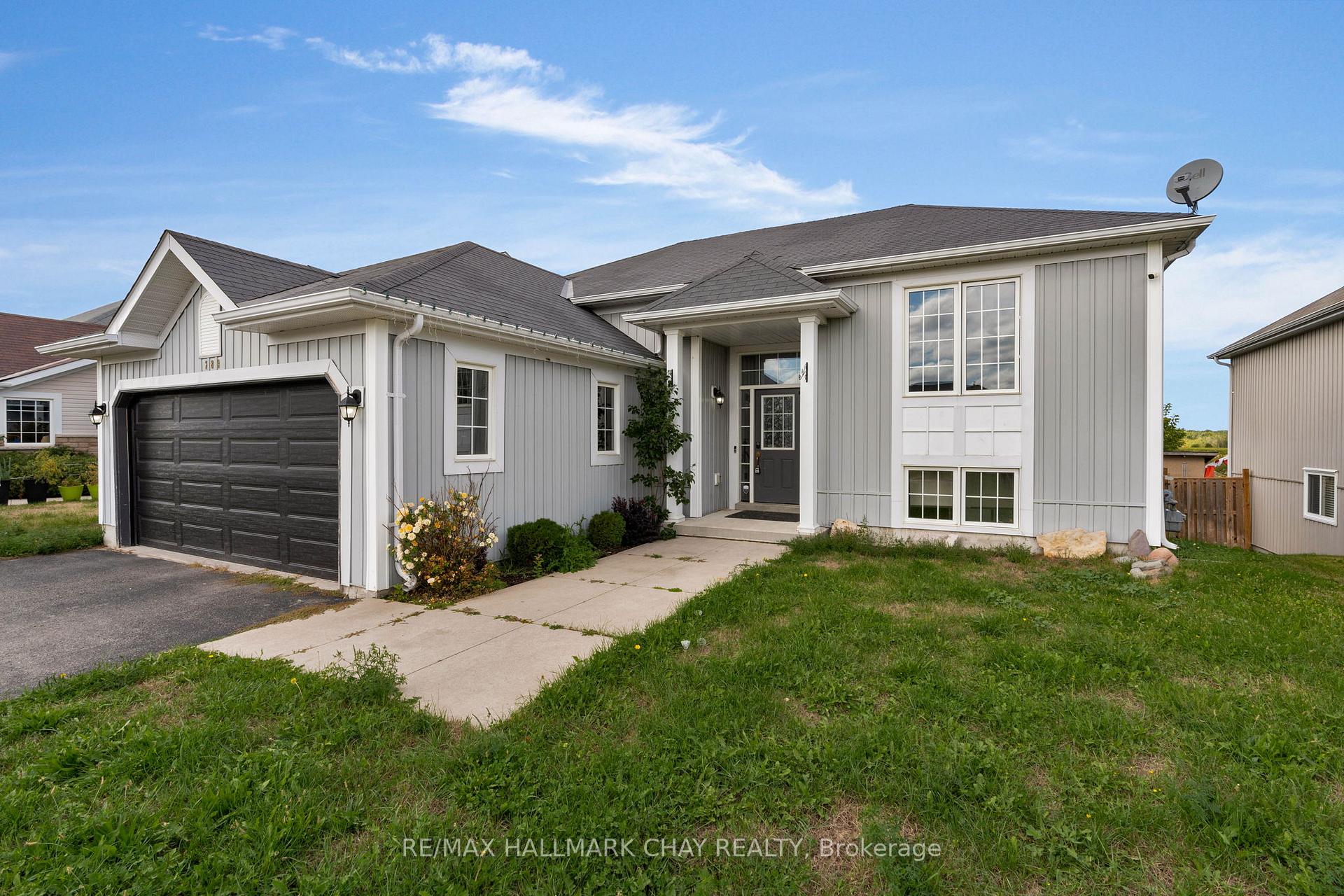 Photo 5 of 283 Regina Street, Clearview, Stayner — HOMEH