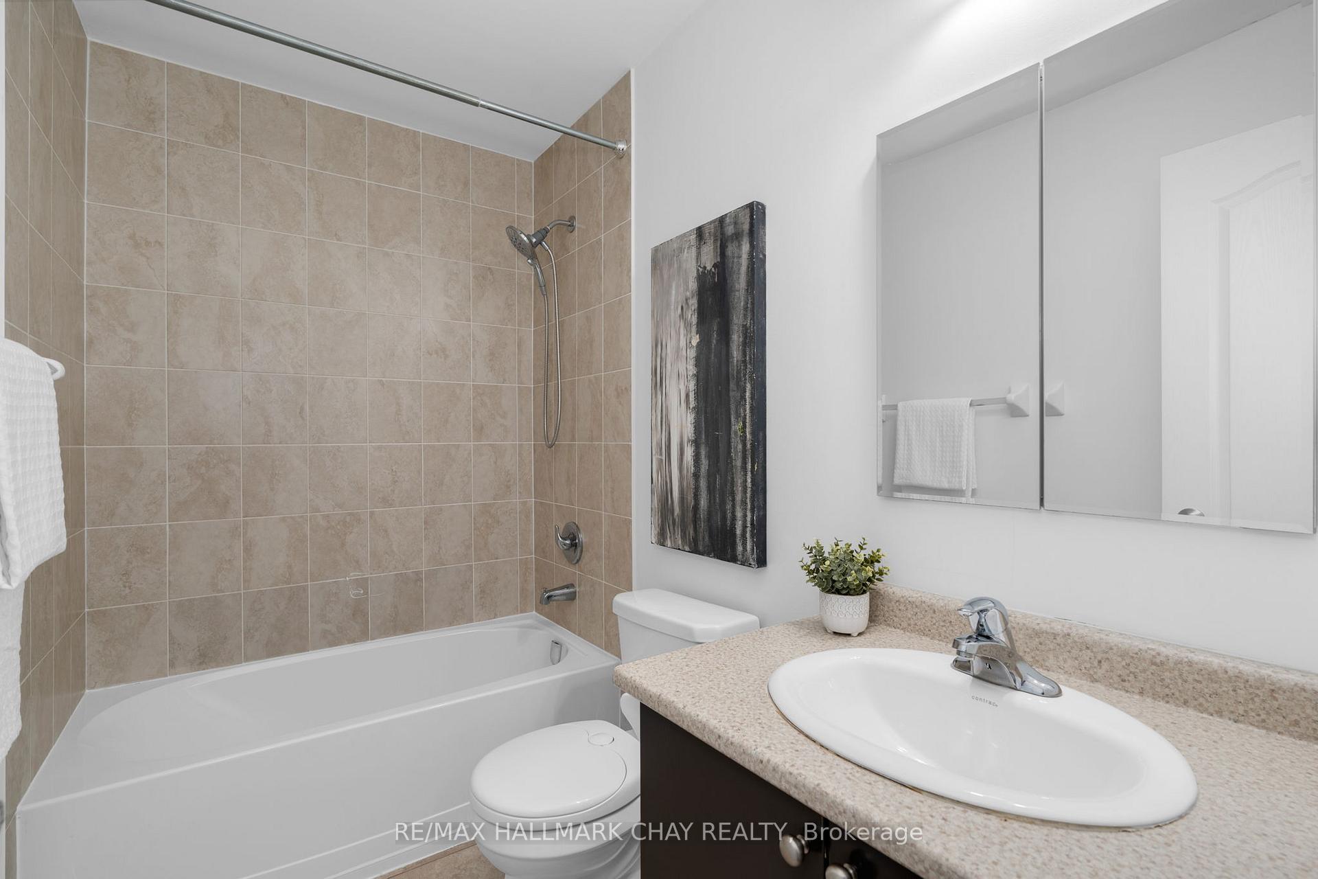 Photo 13 of 283 Regina Street, Clearview, Stayner — HOMEH