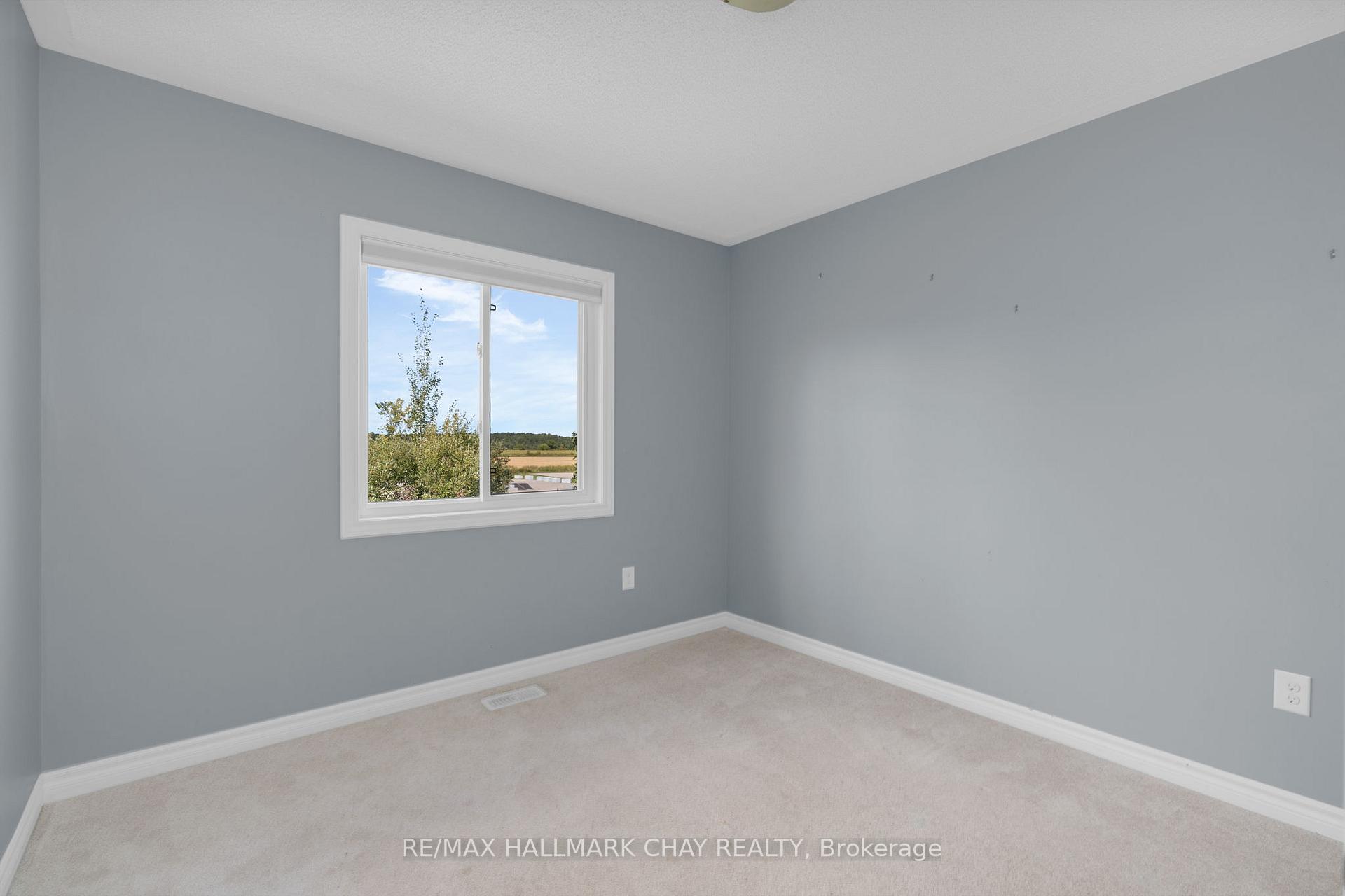 Photo 21 of 283 Regina Street, Clearview, Stayner — HOMEH