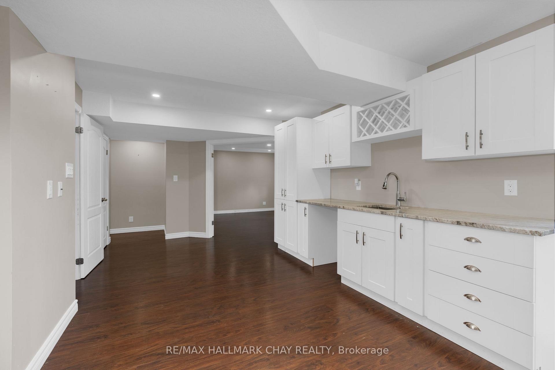 Photo 9 of 283 Regina Street, Clearview, Stayner — HOMEH