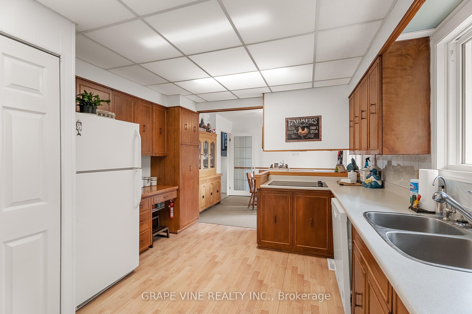 Photo 13 of 3698 Mcbean Street, Ottawa, Richmond — HOMEH