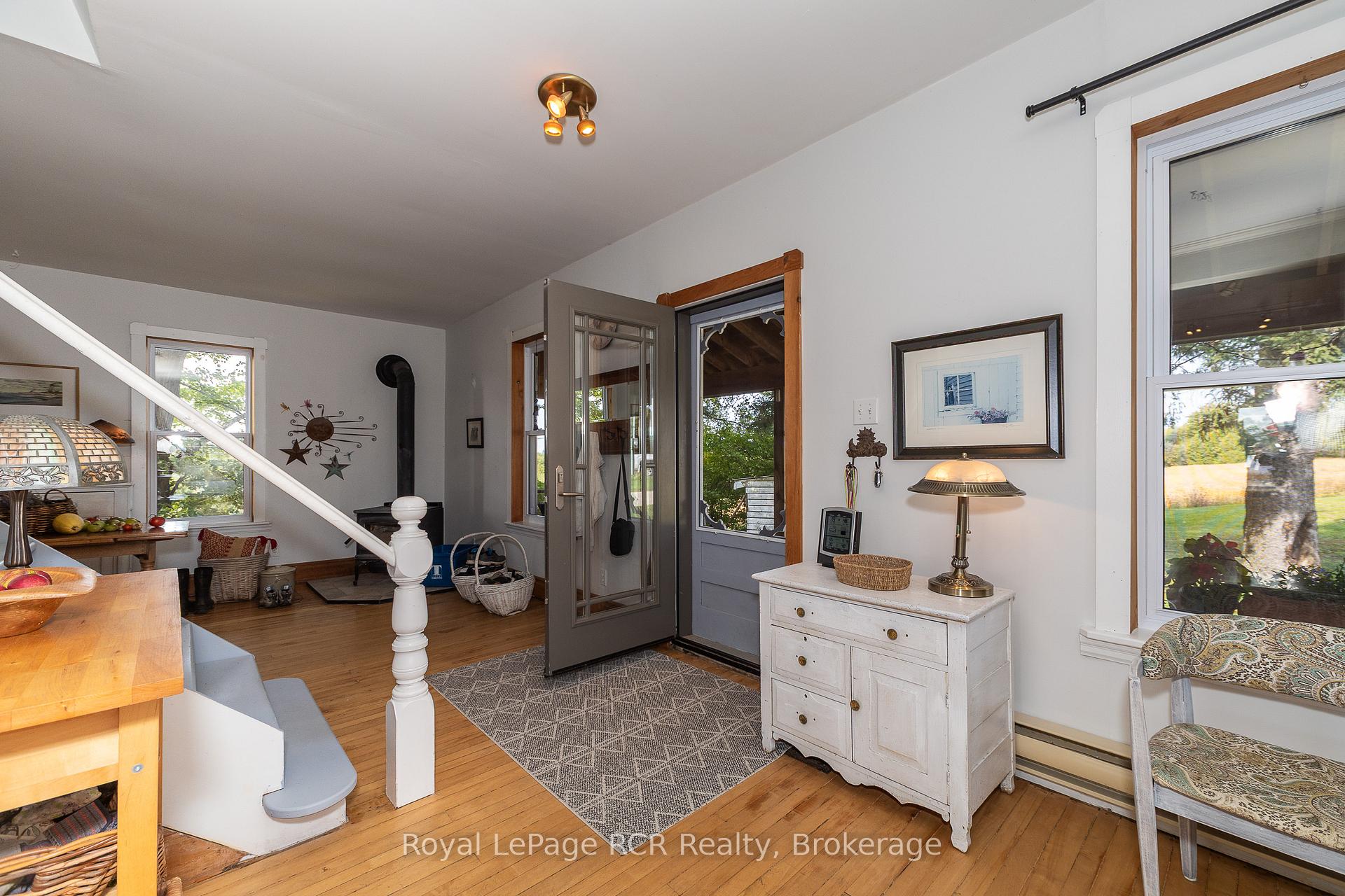 Photo 5 of 264384 Southgate Rd 26, Southgate — HOMEH