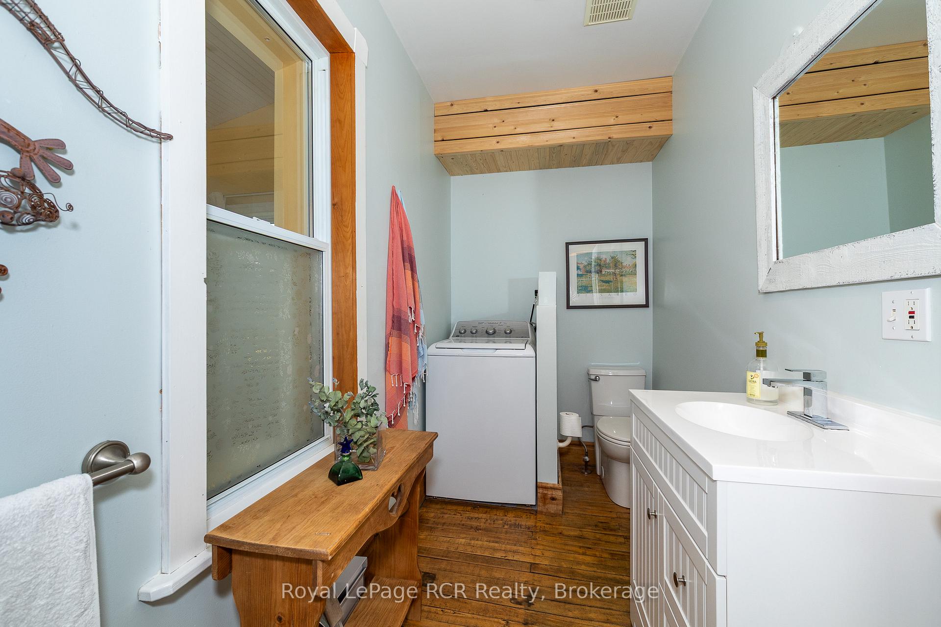 Photo 24 of 264384 Southgate Rd 26, Southgate — HOMEH