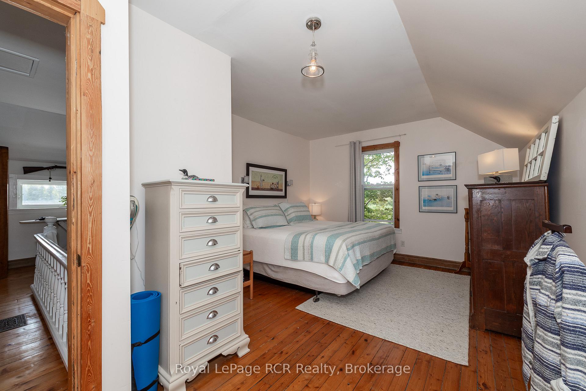 Photo 18 of 264384 Southgate Rd 26, Southgate — HOMEH