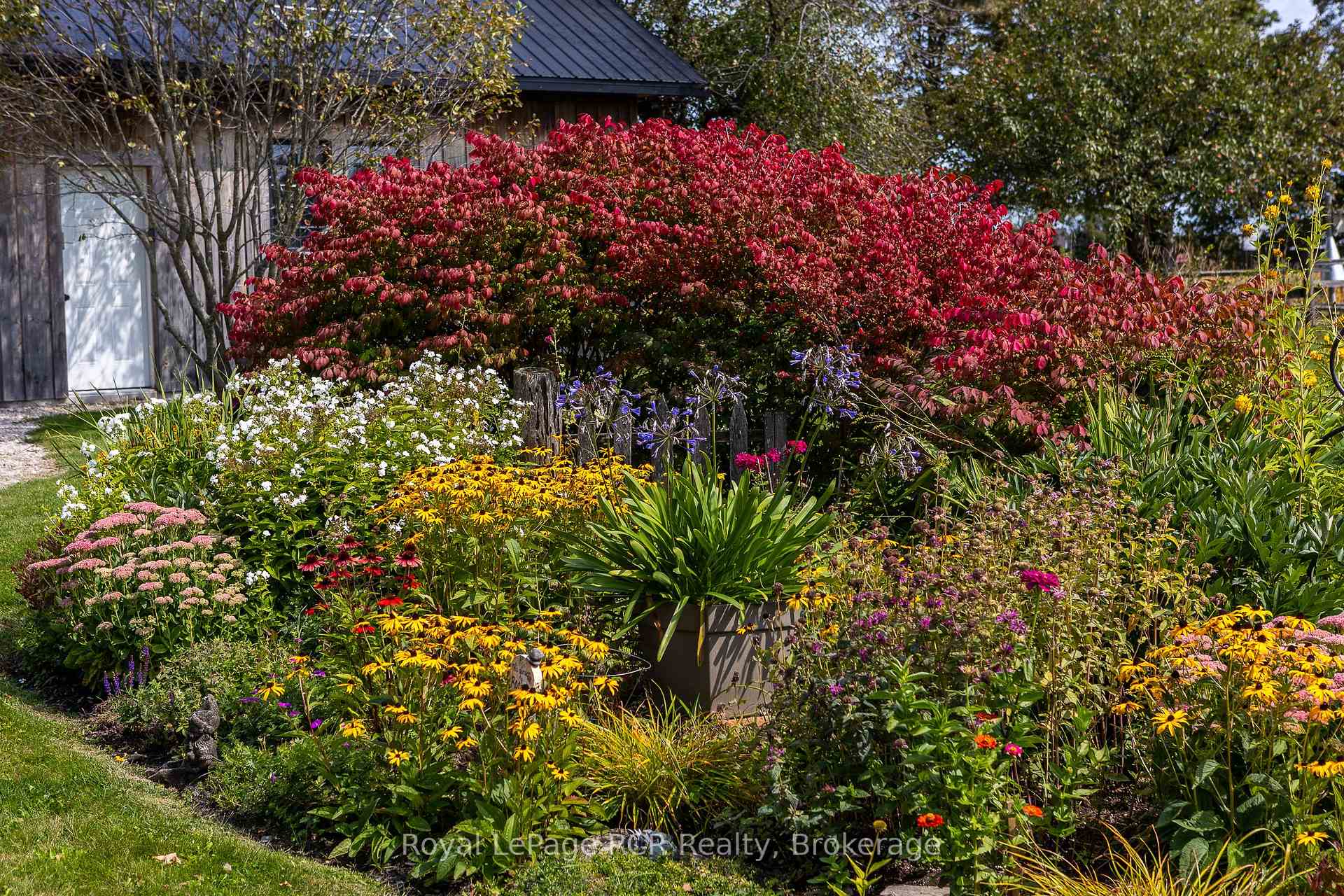 Photo 26 of 264384 Southgate Rd 26, Southgate — HOMEH