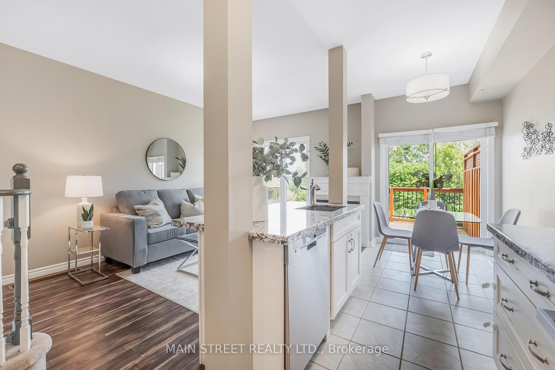 Photo 14 of 32 Arch Brown Court, Barrie, East Bayfield — HOMEH