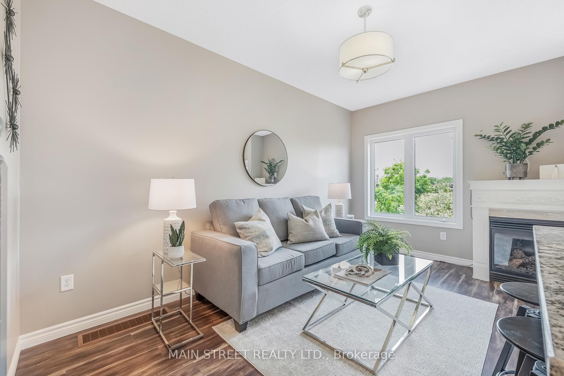 Photo 16 of 32 Arch Brown Court, Barrie, East Bayfield — HOMEH