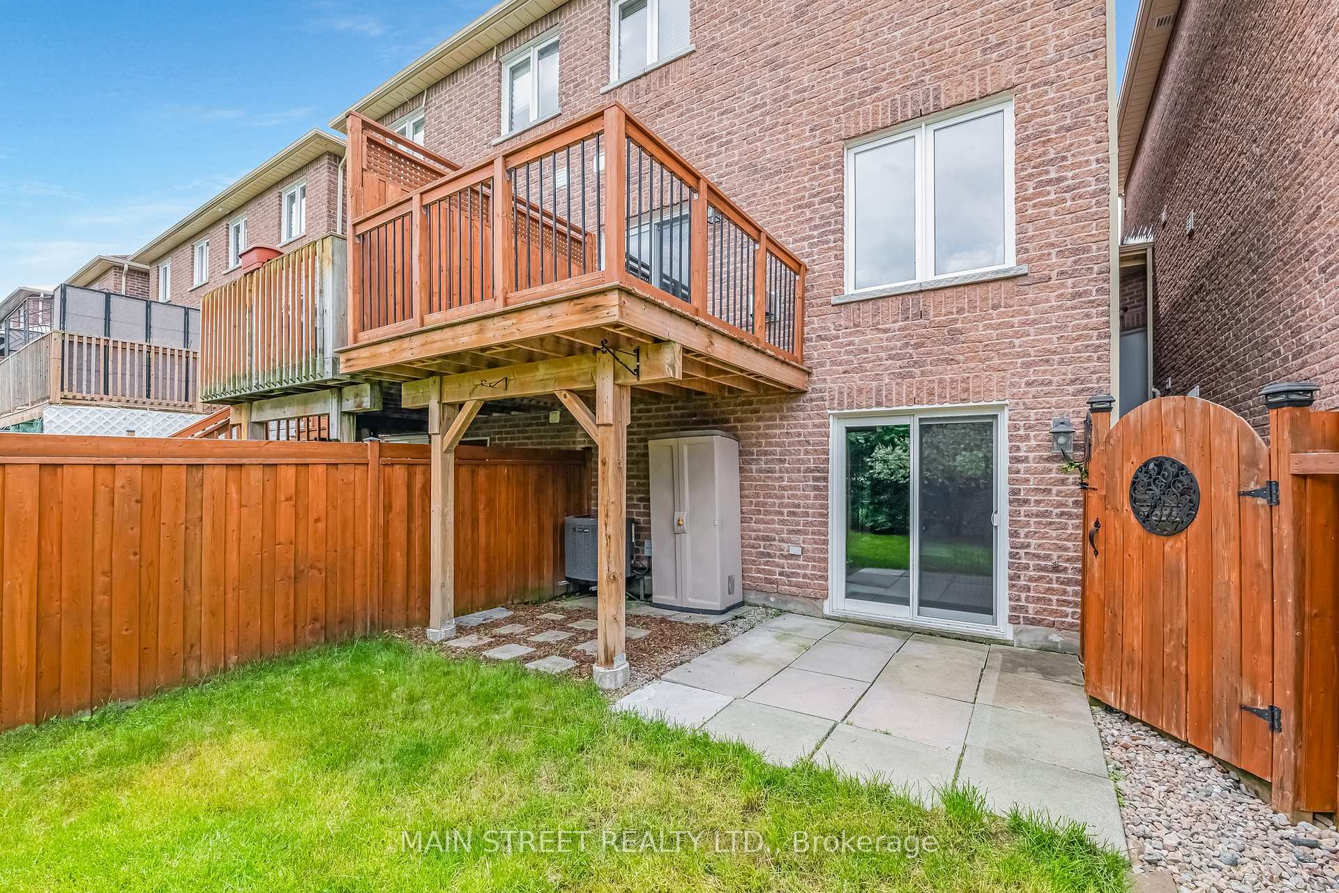 Photo 35 of 32 Arch Brown Court, Barrie, East Bayfield — HOMEH