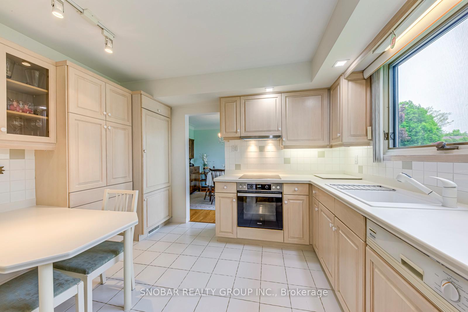 Photo 19 of 254 Sydenham Road, Hamilton, Dundas — HOMEH