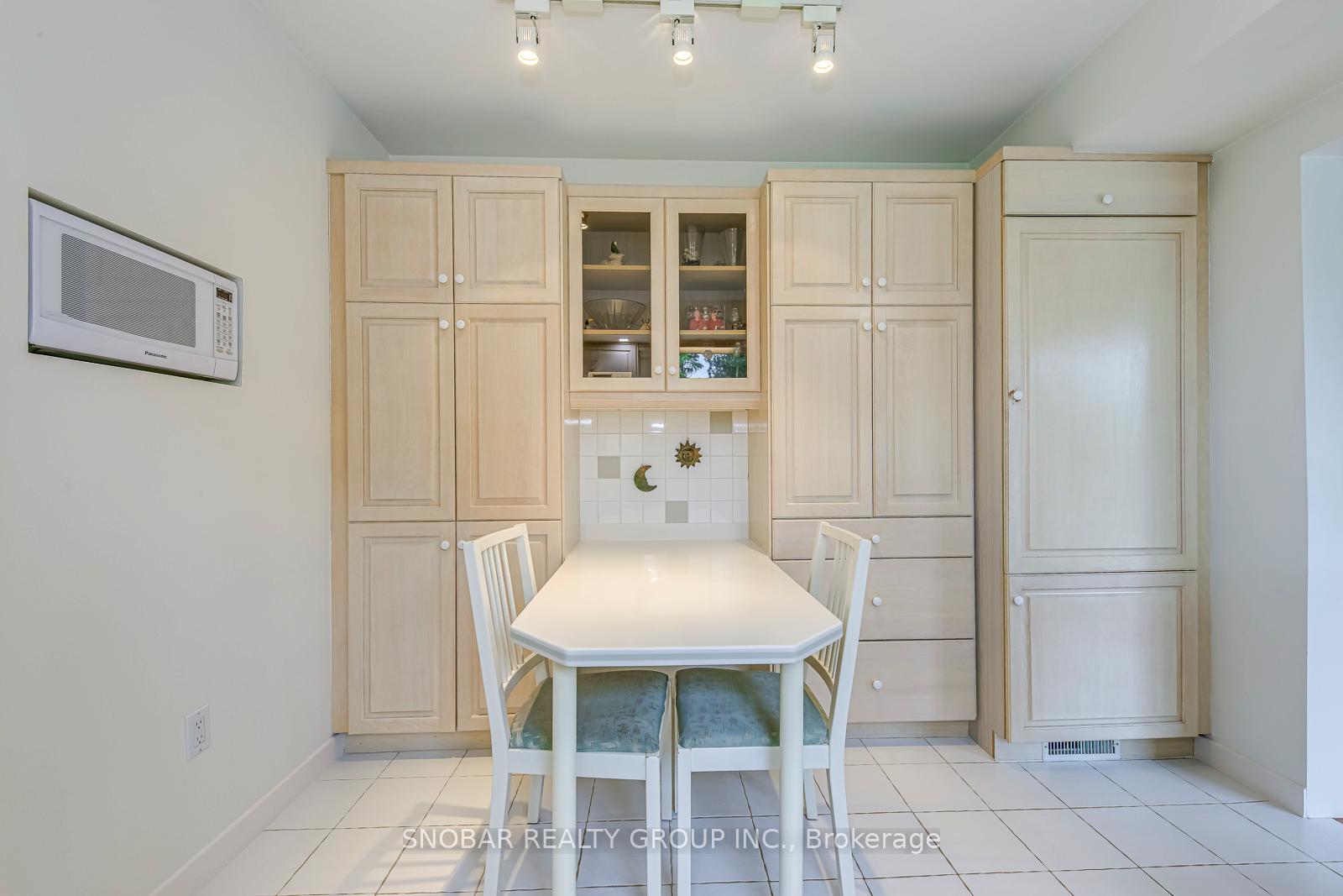 Photo 15 of 254 Sydenham Road, Hamilton, Dundas — HOMEH