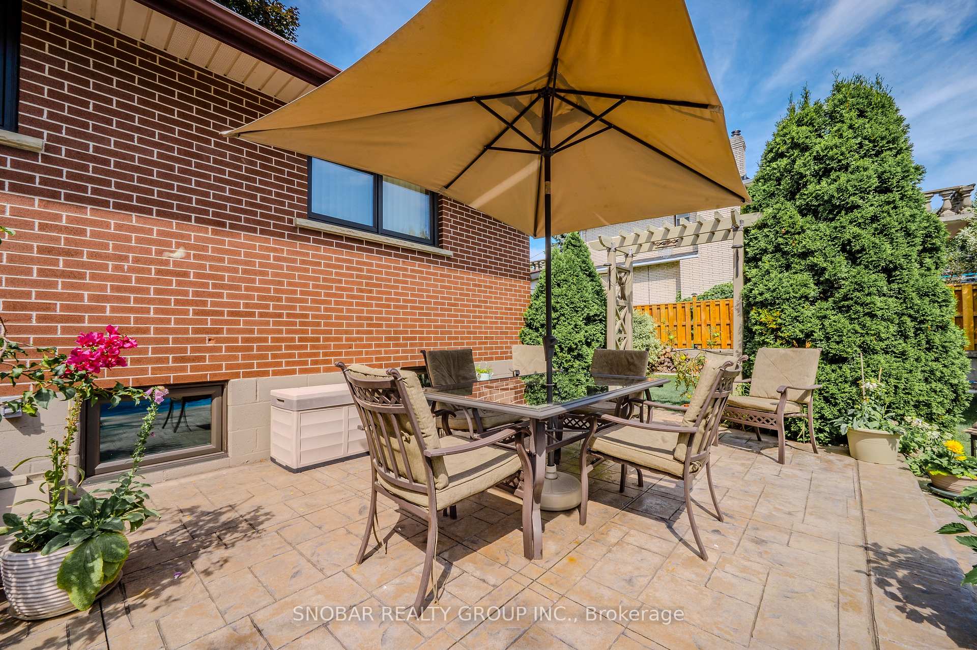 Photo 6 of 254 Sydenham Road, Hamilton, Dundas — HOMEH