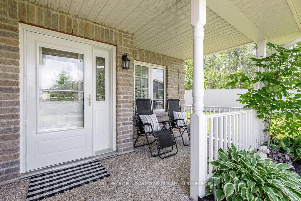 Photo 5 of 86 Clover Crescent, Wasaga Beach — HOMEH