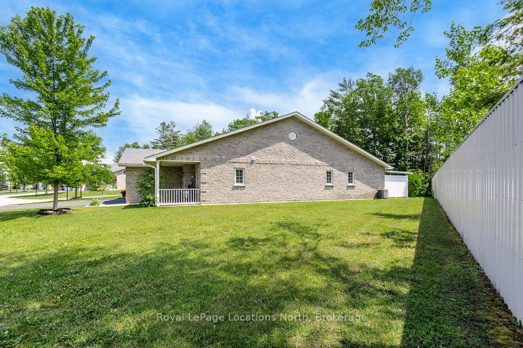 Photo 43 of 86 Clover Crescent, Wasaga Beach — HOMEH