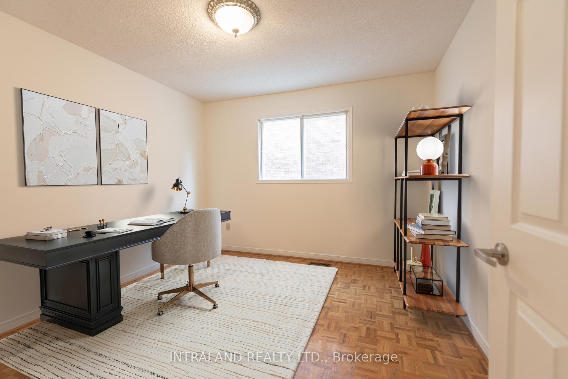Photo 7 of 81 Major Wm Sharpe Drive, Brampton, Northwood Park — HOMEH