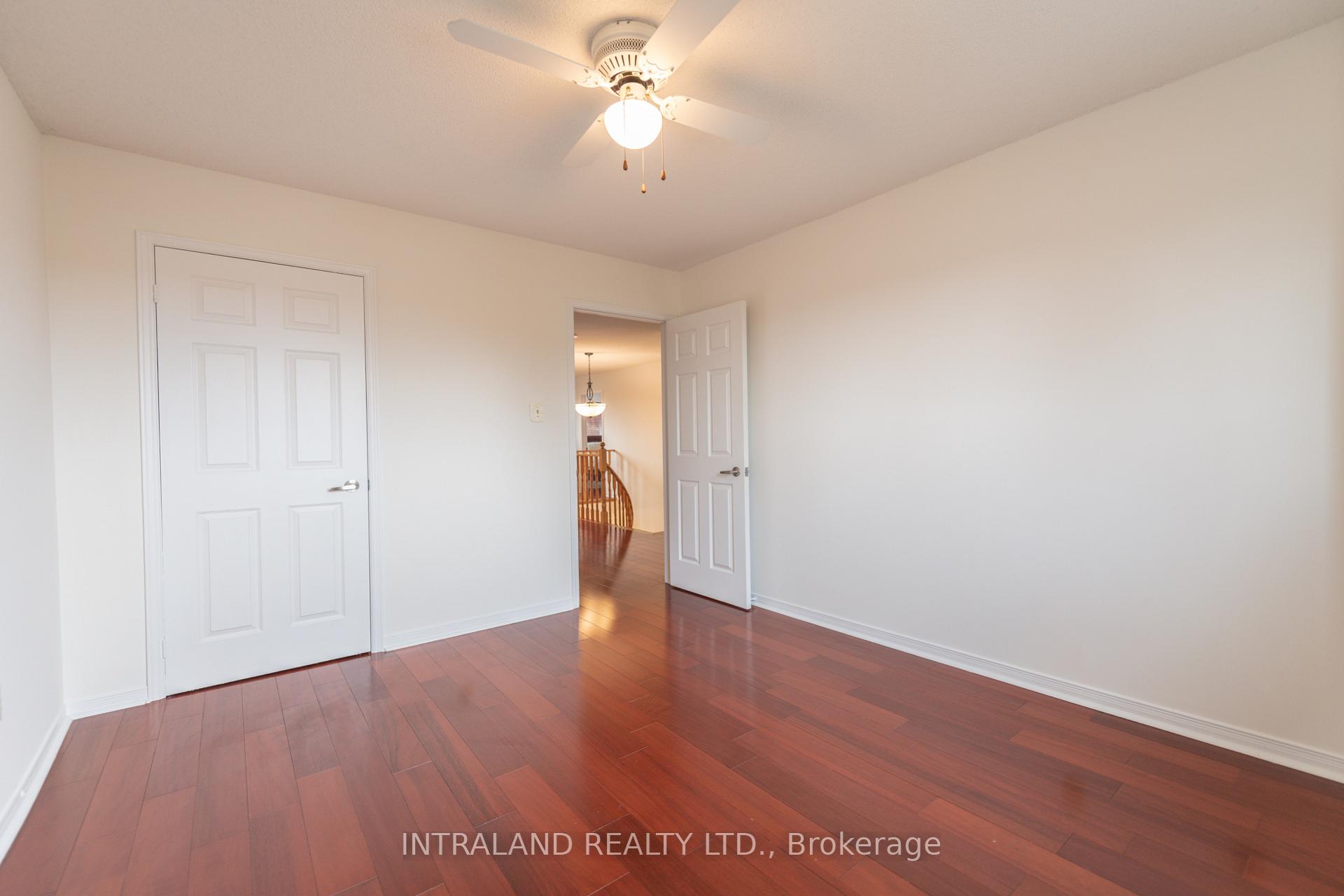 Photo 22 of 81 Major Wm Sharpe Drive, Brampton, Northwood Park — HOMEH