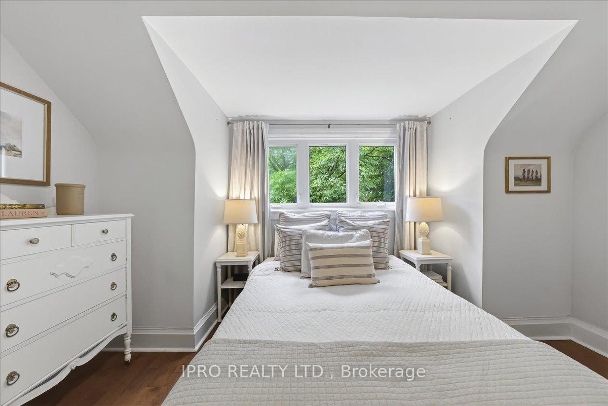 Photo 18 of 86 Bertmount Avenue, Toronto, South Riverdale — HOMEH