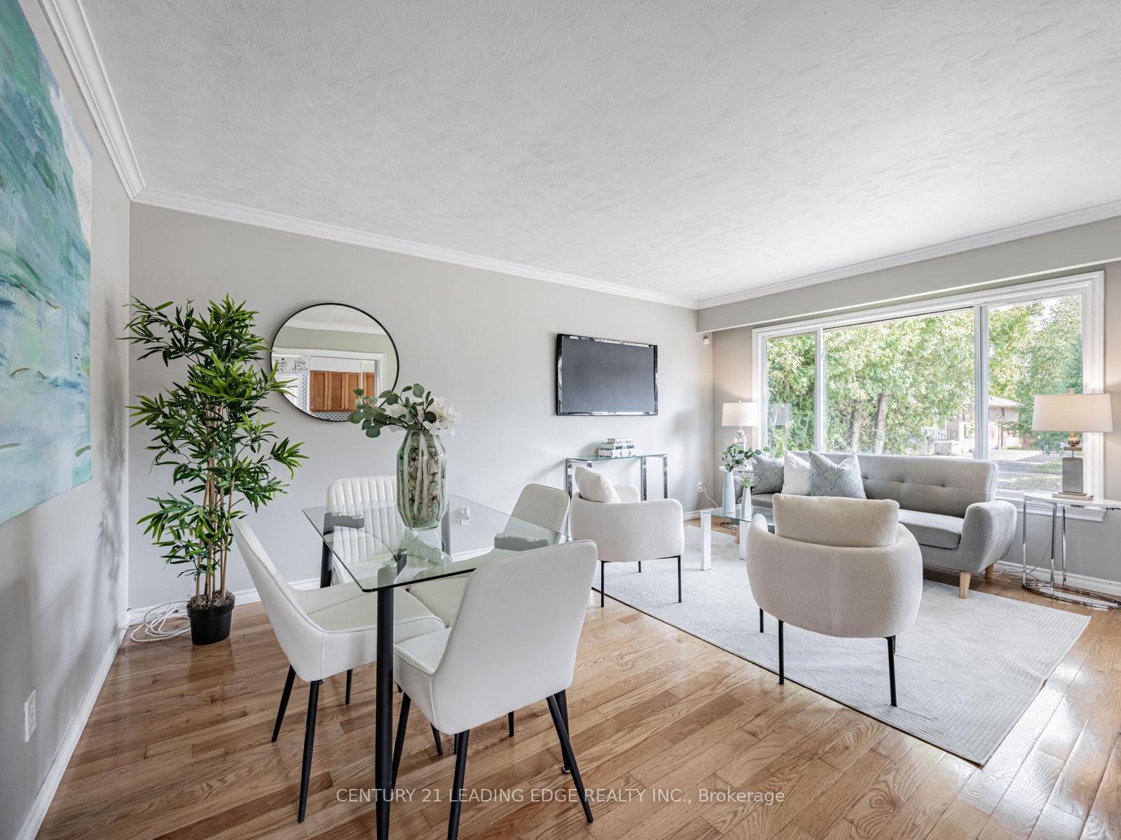 Photo 8 of 130 Cabot Street, Oshawa, Vanier — HOMEH