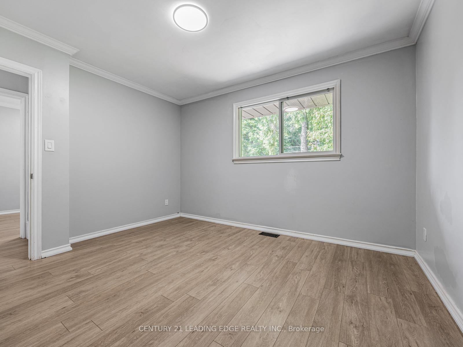 Photo 14 of 130 Cabot Street, Oshawa, Vanier — HOMEH