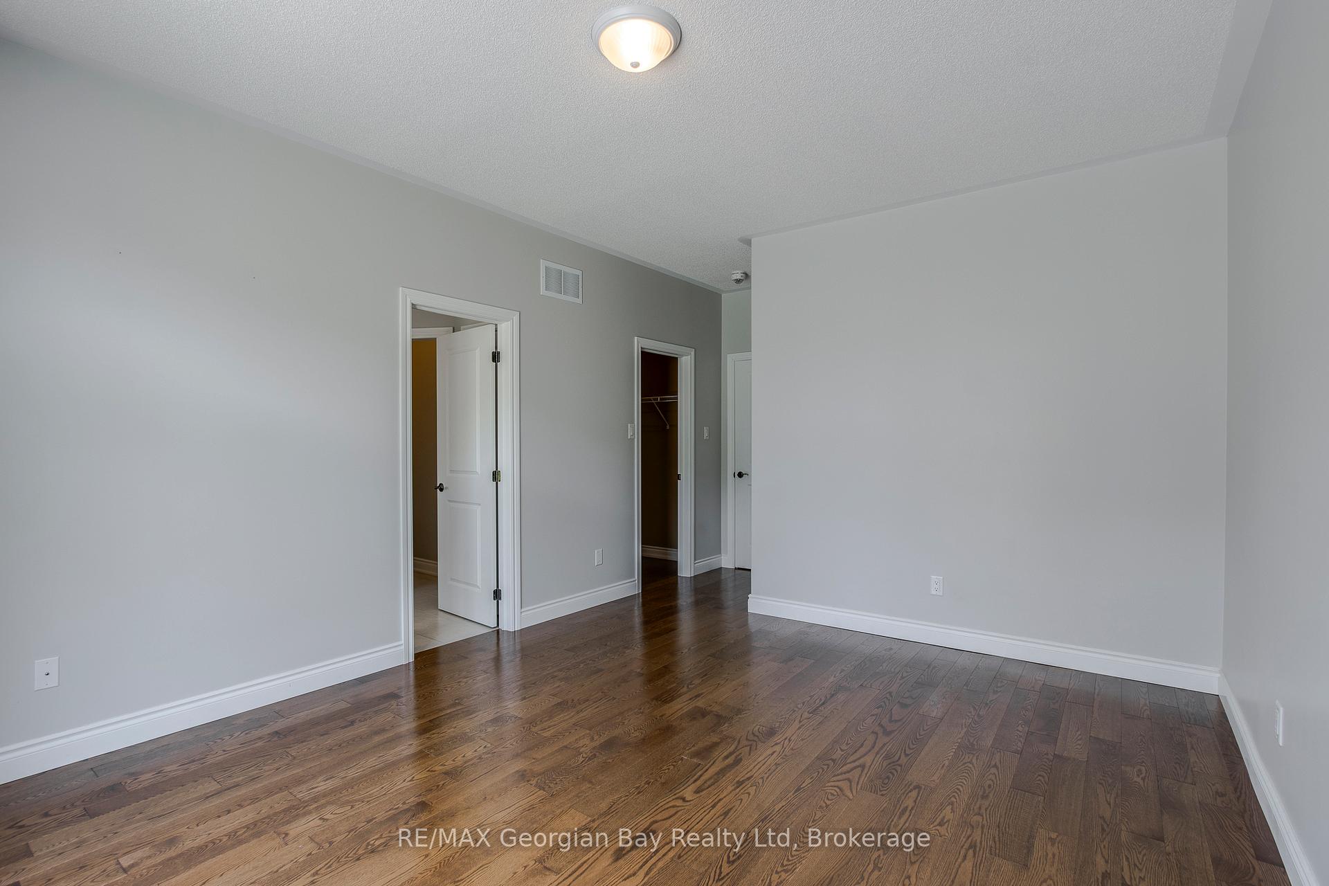 Photo 12 of 426 Russ Howard Drive, Midland — HOMEH