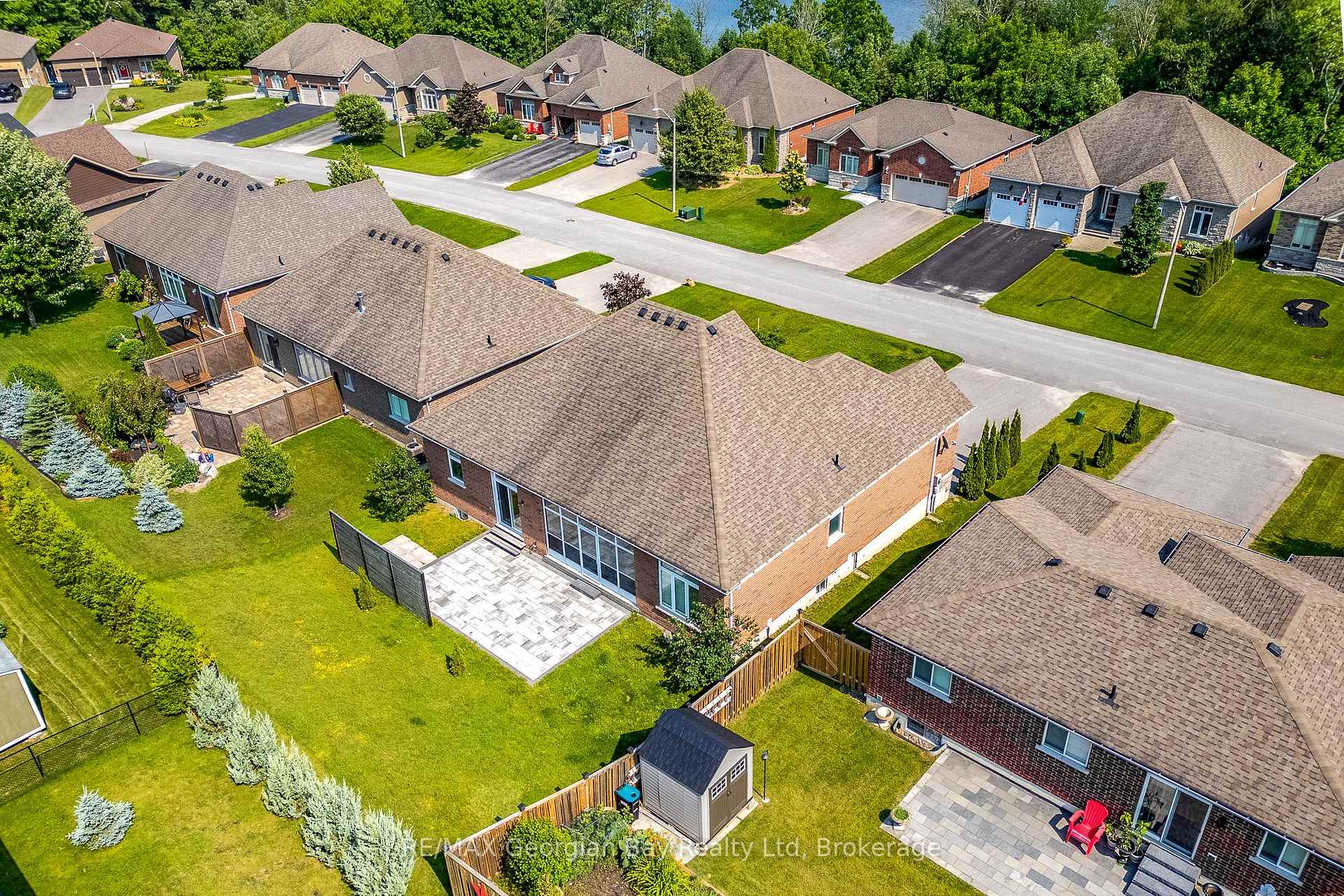 Photo 36 of 426 Russ Howard Drive, Midland — HOMEH