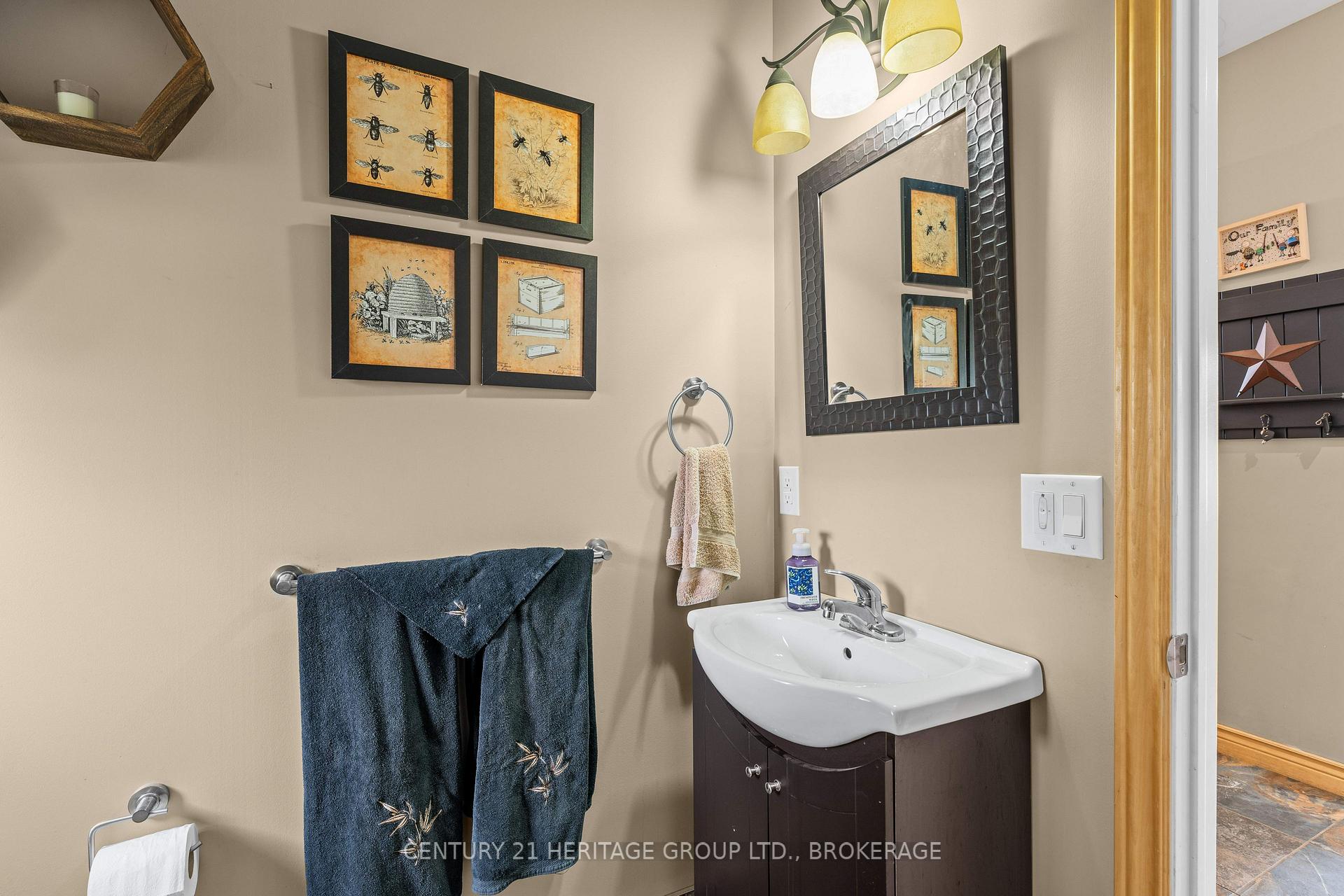 Photo 6 of 3414 Wilton Road, Frontenac, Frontenac South — HOMEH