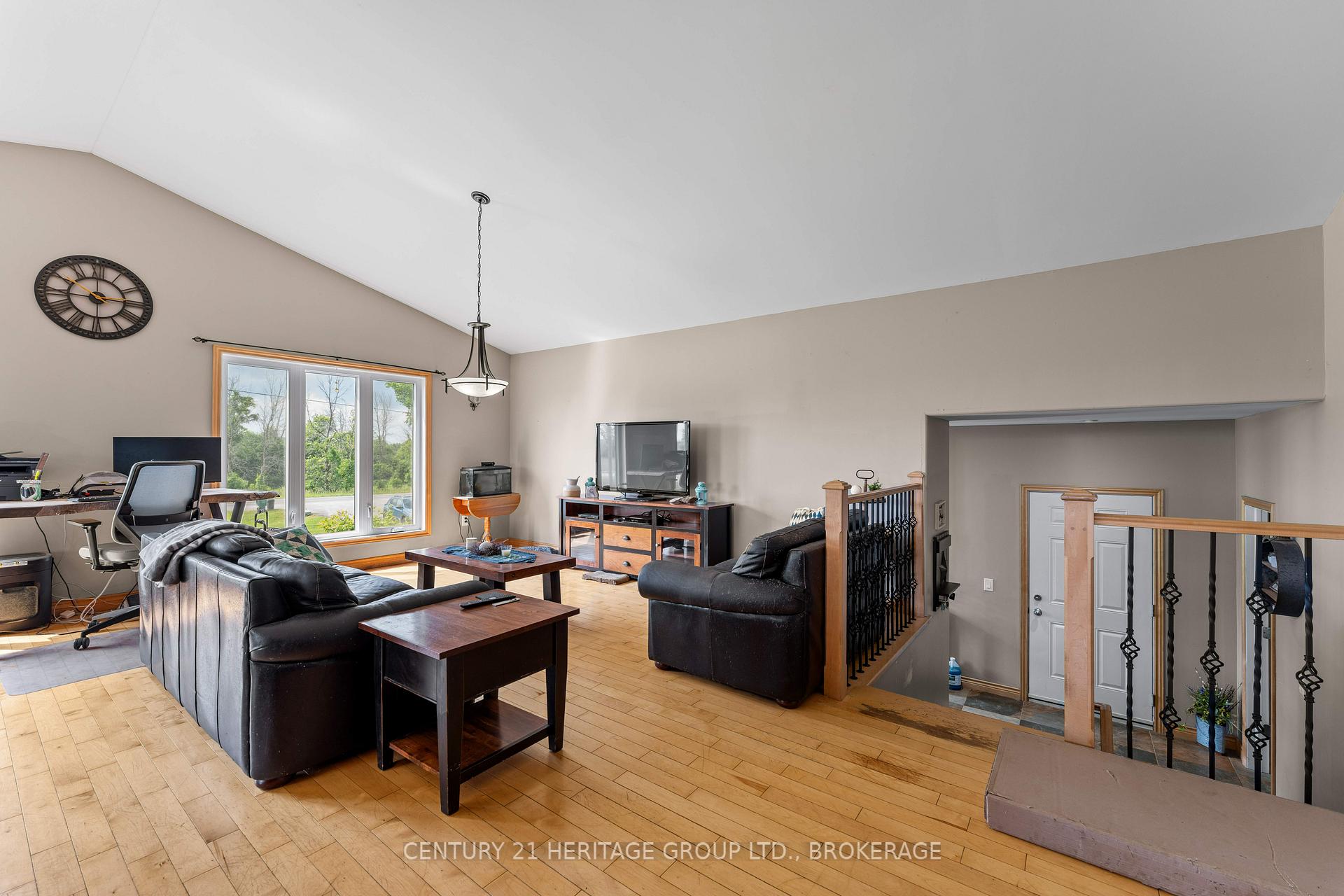 Photo 10 of 3414 Wilton Road, Frontenac, Frontenac South — HOMEH