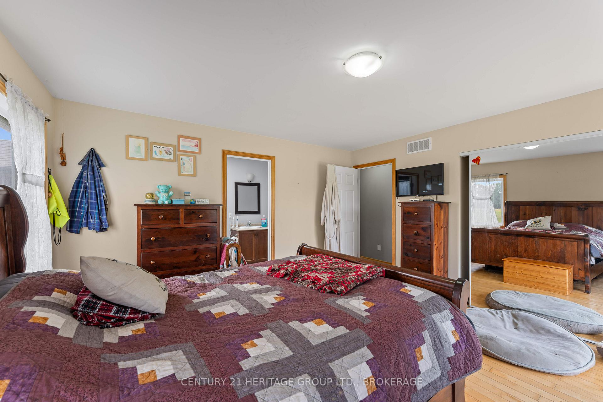 Photo 9 of 3414 Wilton Road, Frontenac, Frontenac South — HOMEH