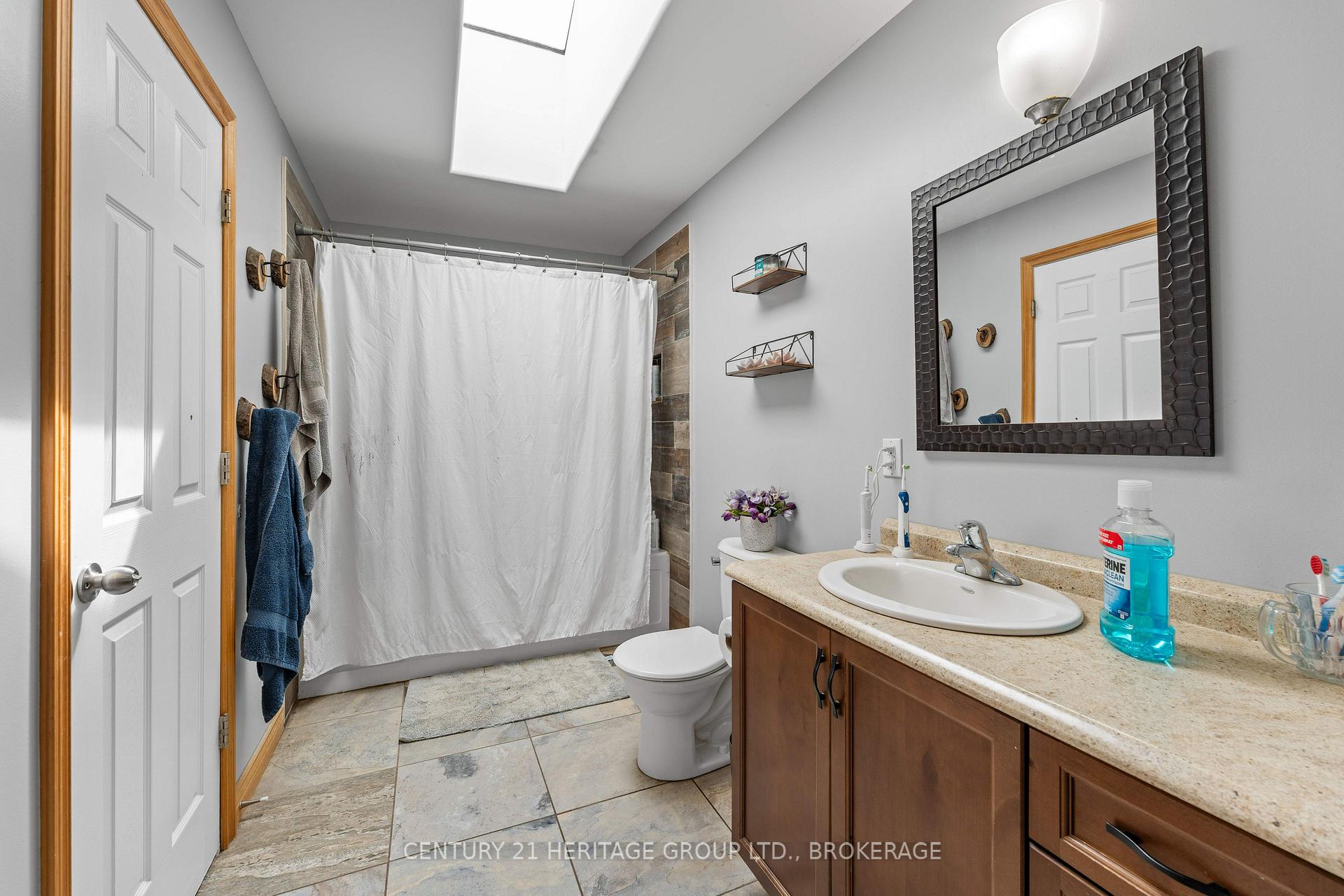 Photo 19 of 3414 Wilton Road, Frontenac, Frontenac South — HOMEH