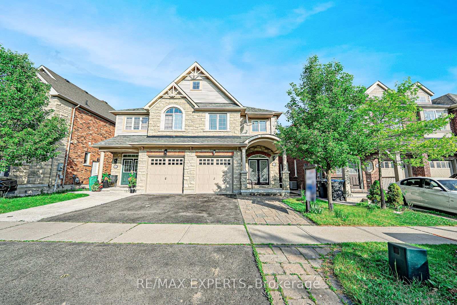 Photo 2 of 34 Wellman Crescent, Caledon, Rural Caledon — HOMEH