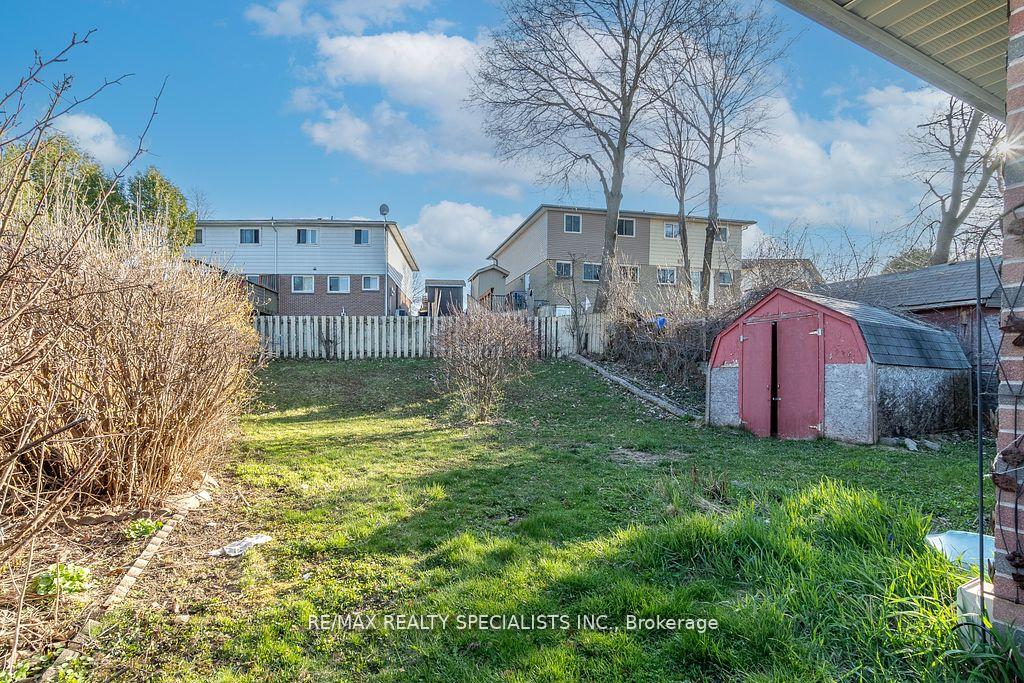 Photo 31 of 163 Hazelglen Drive, Kitchener — HOMEH