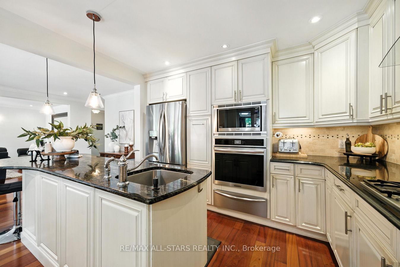 Photo 4 of 47 Carlan Drive, Scugog, Port Perry — HOMEH